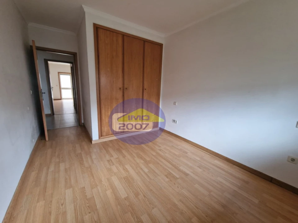Apartamento T3 para Venda em O. Azeméis, Riba-Ul, Ul, Macinhata Seixa, Madail Foto 8
