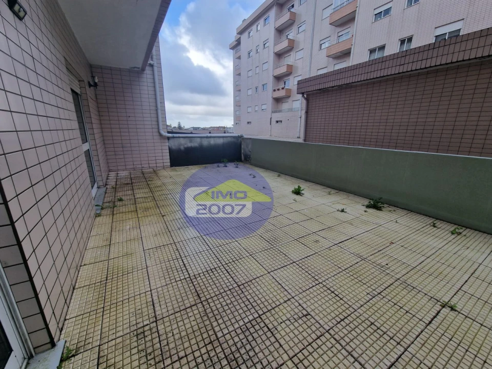 Apartamento T3 para Venda em O. Azeméis, Riba-Ul, Ul, Macinhata Seixa, Madail Foto 16
