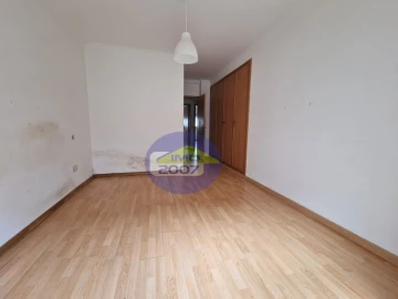 Apartamento T3 para Venda em O. Azeméis, Riba-Ul, Ul, Macinhata Seixa, Madail