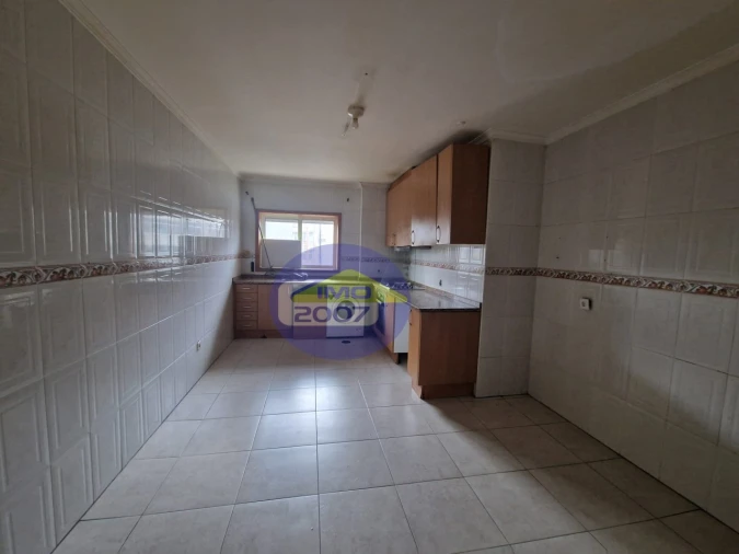 Apartamento T3 para Venda em O. Azeméis, Riba-Ul, Ul, Macinhata Seixa, Madail Foto 2