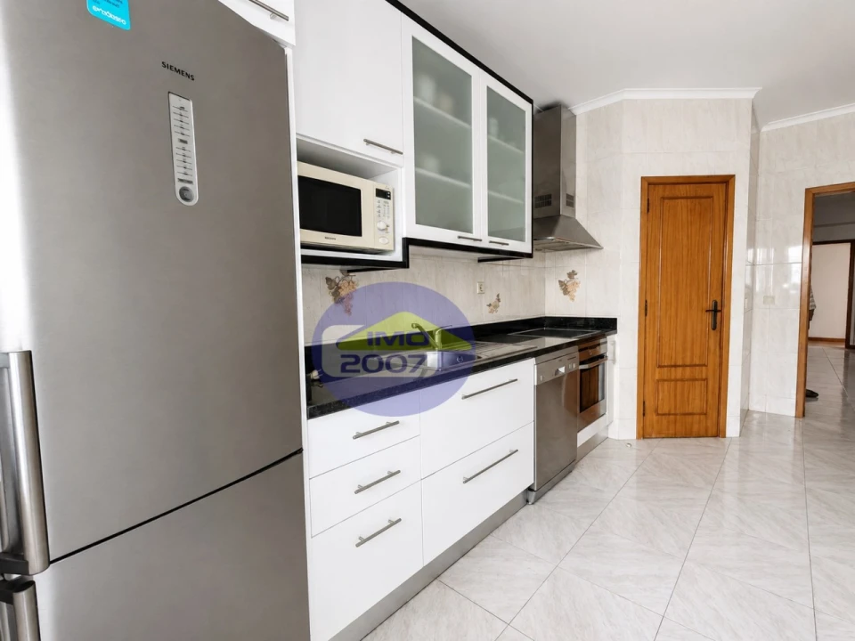 Apartamento T3 para Venda em Canidelo Foto 1