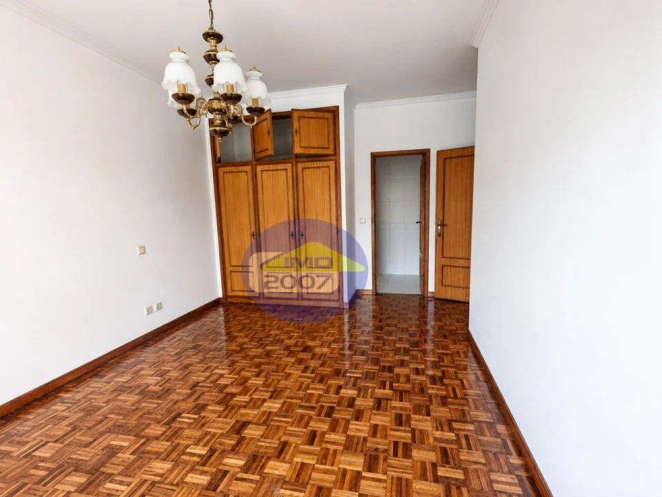 Apartamento T3 para Venda em Canidelo Foto 10