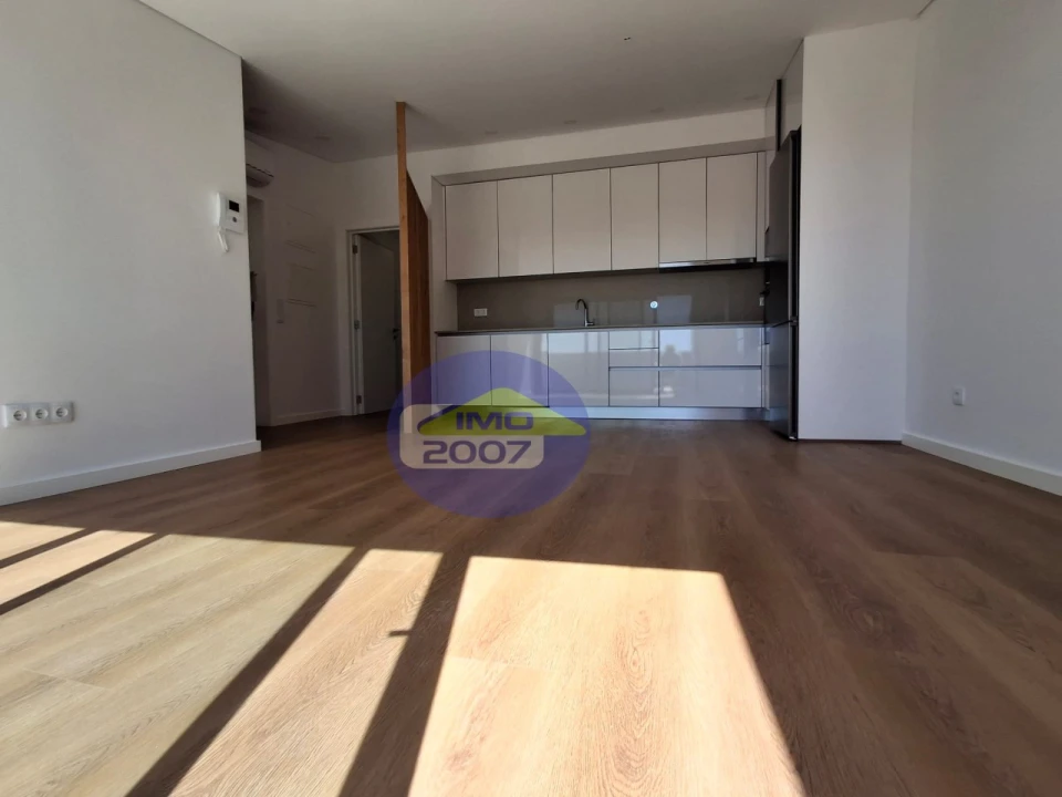 Apartamento T1 para Venda em Anta e Guetim Foto 4