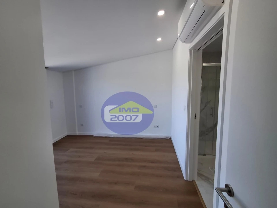 Apartamento T1 para Venda em Anta e Guetim Foto 16
