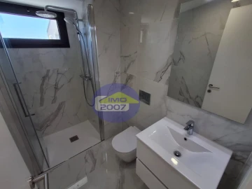Apartamento T1 para Venda em Anta e Guetim