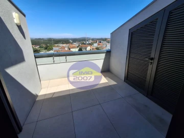 Apartamento T1 para Venda em Anta e Guetim
