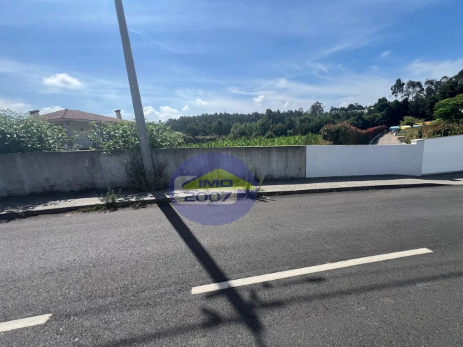 Terreno para Venda em Nogueira da Regedoura Foto 9