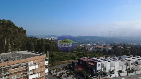 Apartamento T4 para Venda em São João de Ver