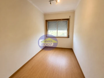 Apartamento T4 para Venda em São João de Ver