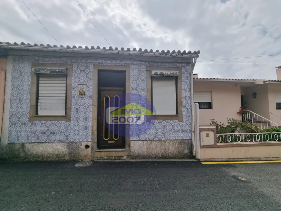 Moradia T2 para Venda em Santa Maria da Feira, Travanca, Sanfins e Espargo Foto 2