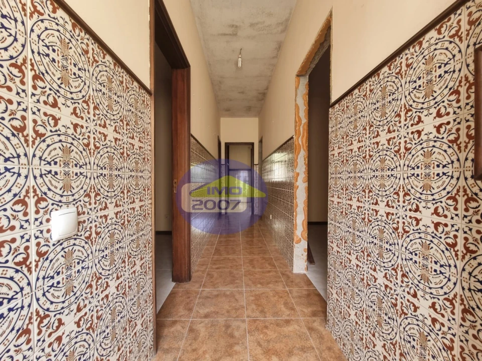 Moradia T2 para Venda em Santa Maria da Feira, Travanca, Sanfins e Espargo Foto 3