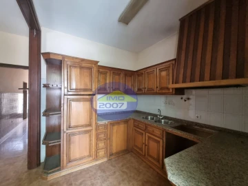Moradia T2 para Venda em Santa Maria da Feira, Travanca, Sanfins e Espargo