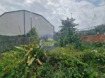 Moradia T2 para Venda em Santa Maria da Feira, Travanca, Sanfins e Espargo