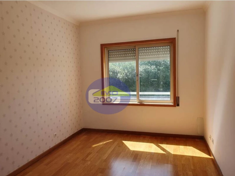Apartamento T2 para Venda em Arcozelo Foto 7