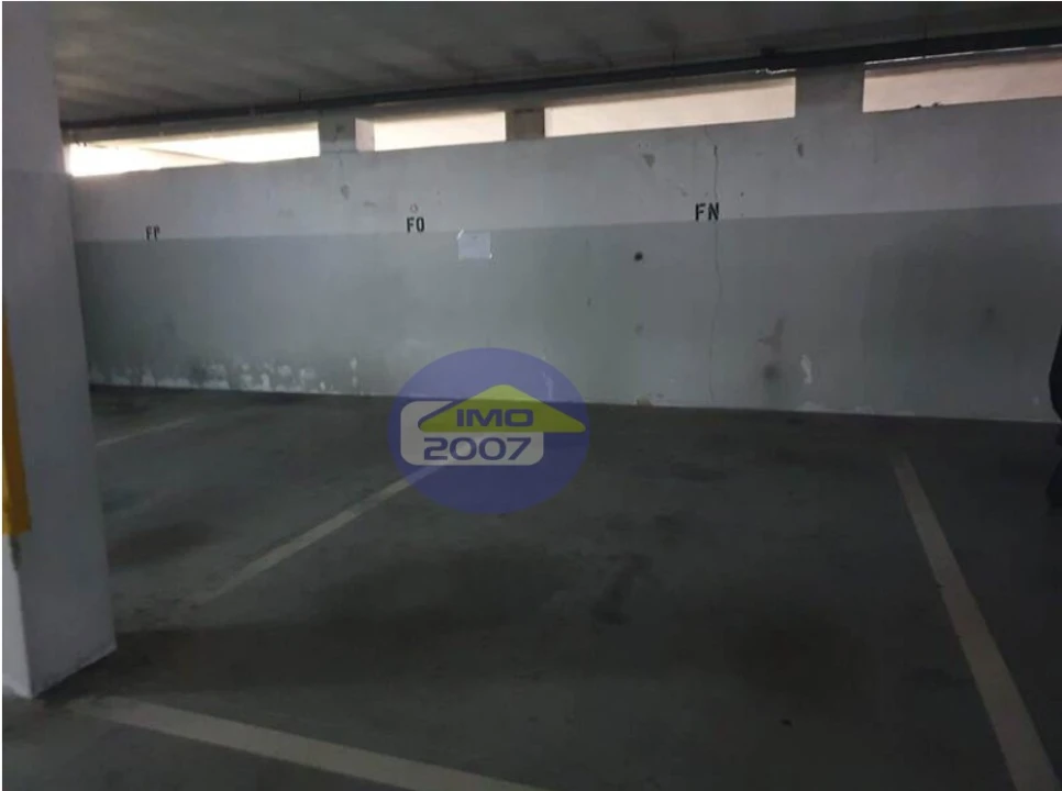 Apartamento T2 para Venda em Arcozelo Foto 10