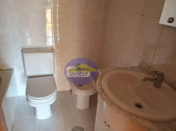 Apartamento T2 para Venda em Arcozelo