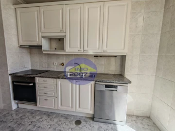 Apartamento T2 para Venda em Arcozelo