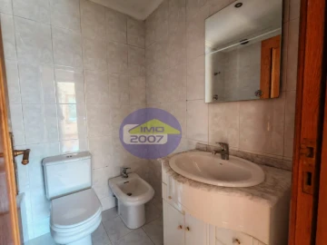 Apartamento T2 para Venda em Arcozelo