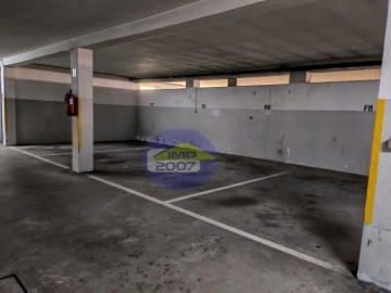 Apartamento T2 para Venda em Arcozelo