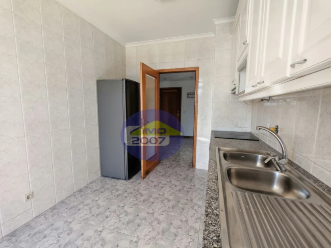Apartamento T2 para Venda em Arcozelo Foto 7