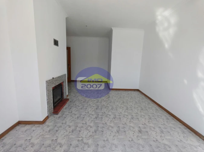 Apartamento T2 para Venda em Arcozelo Foto 13