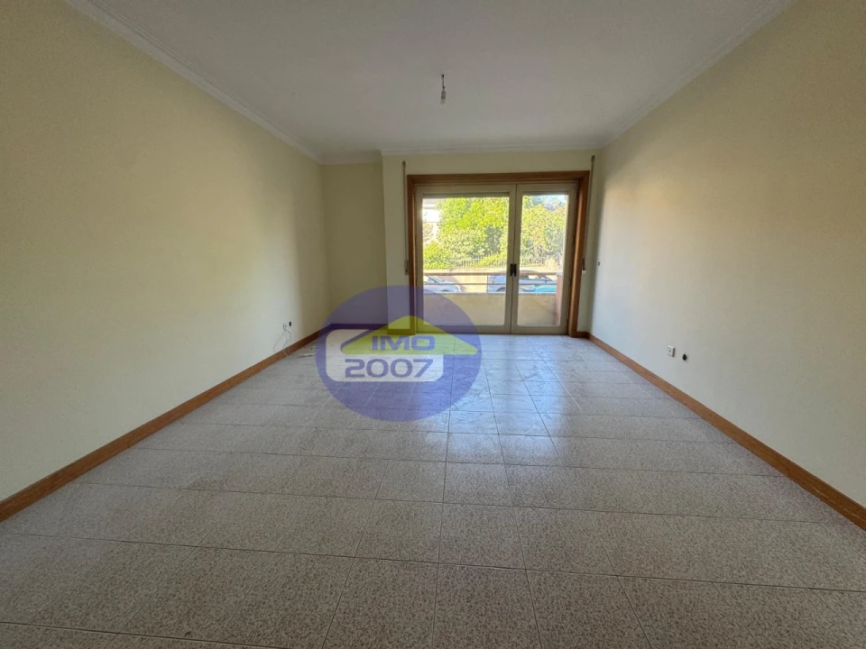 Apartamento T2 para Venda em São João de Ver Foto 4