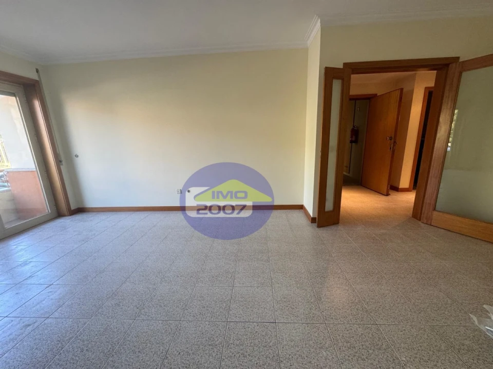 Apartamento T2 para Venda em São João de Ver Foto 6