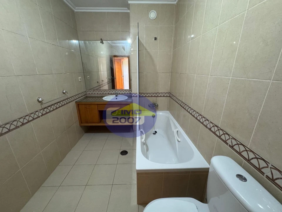 Apartamento T2 para Venda em São João de Ver Foto 13