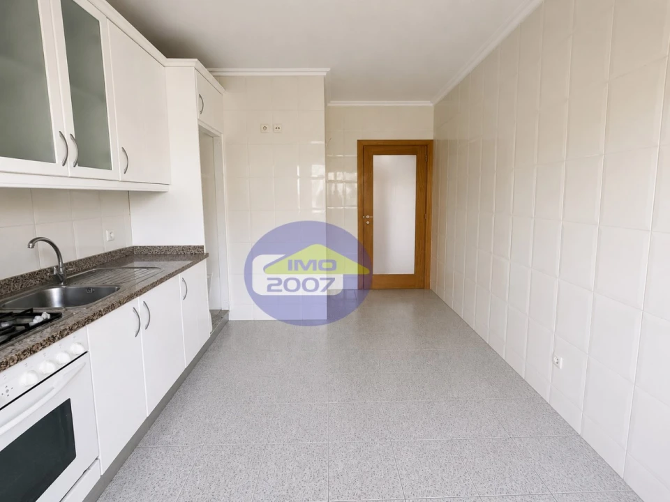 Apartamento T2 para Venda em São João de Ver Foto 11