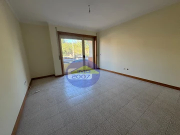 Apartamento T2 para Venda em São João de Ver