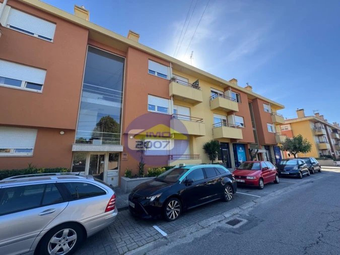 Apartamento T2 para Venda em São João de Ver Foto 3