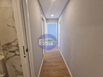 Apartamento T2 para Venda em Campanhã