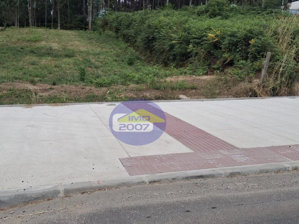 Terreno para Venda em São Miguel do Souto e Mosteirô Foto 13