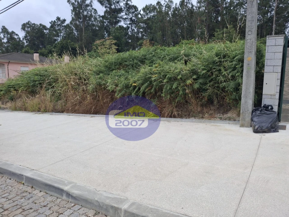 Terreno para Venda em São Miguel do Souto e Mosteirô Foto 14