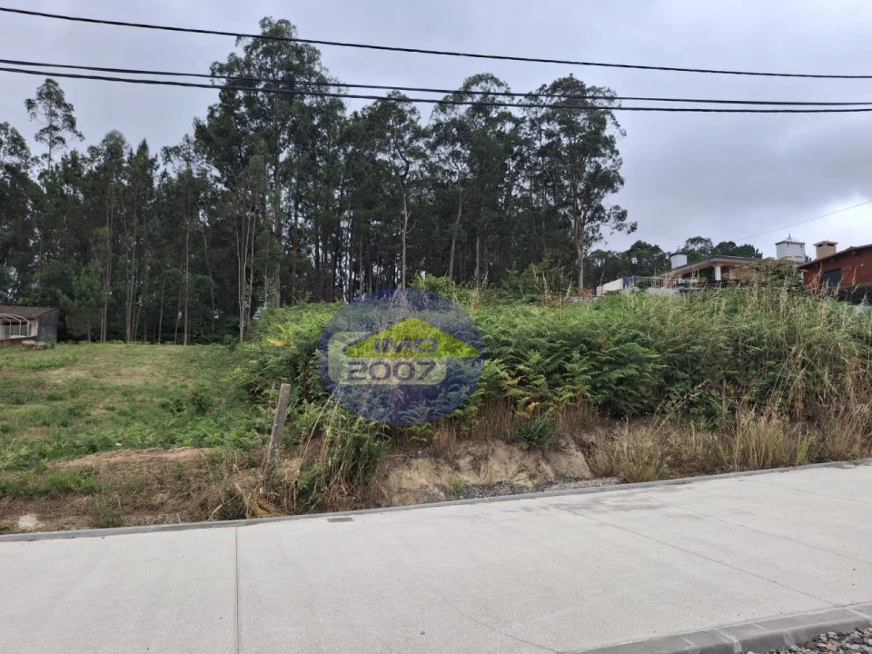 Terreno para Venda em São Miguel do Souto e Mosteirô Foto 18
