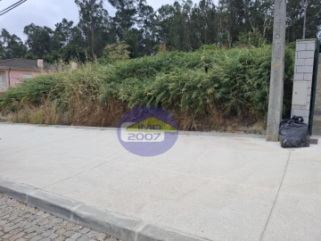 Terreno para Venda em São Miguel do Souto e Mosteirô
