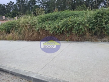 Terreno para Venda em São Miguel do Souto e Mosteirô