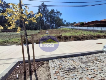 Terreno para Venda em São Miguel do Souto e Mosteirô