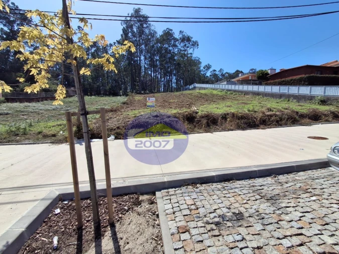 Terreno para Venda em São Miguel do Souto e Mosteirô Foto 18