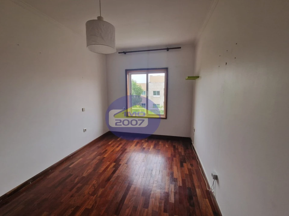 Apartamento T2 para Venda em Madalena Foto 9