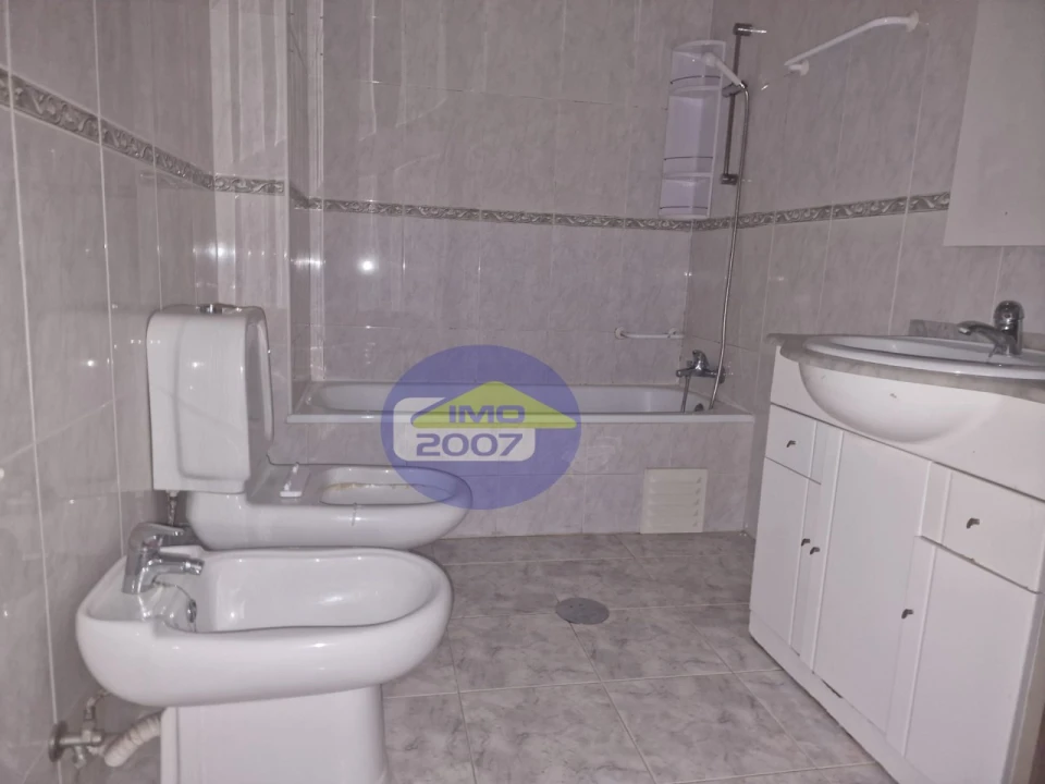Apartamento T2 para Venda em Madalena Foto 13