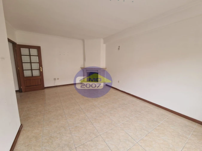 Apartamento T2 para Venda em Madalena Foto 6