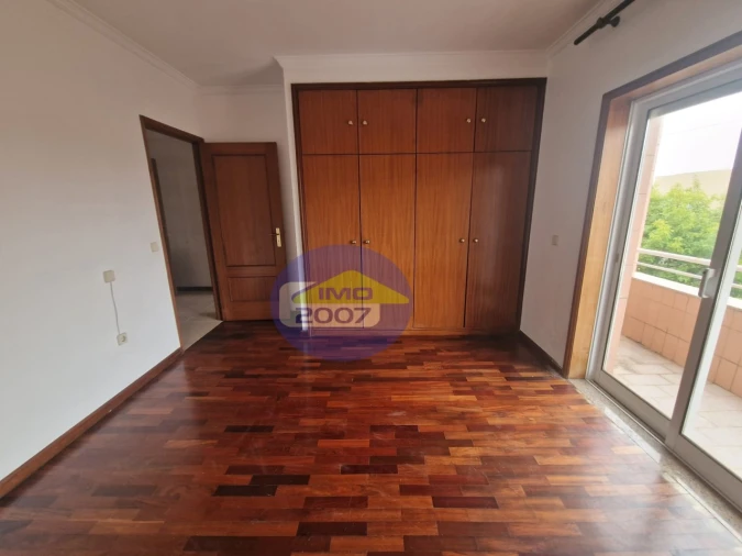 Apartamento T2 para Venda em Madalena Foto 10