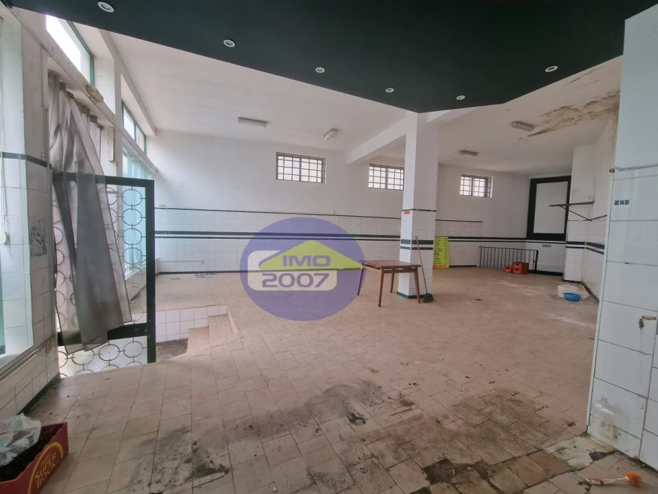 Loja para Venda em Espinho Foto 4