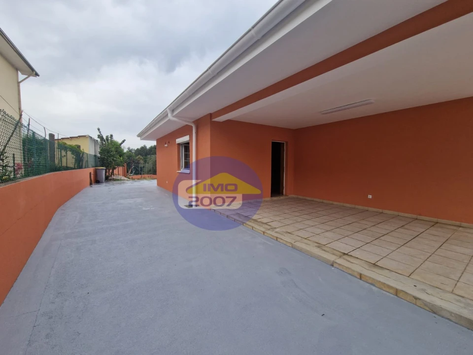 Moradia T3 para Venda em Canedo, Vale e Vila Maior Foto 1