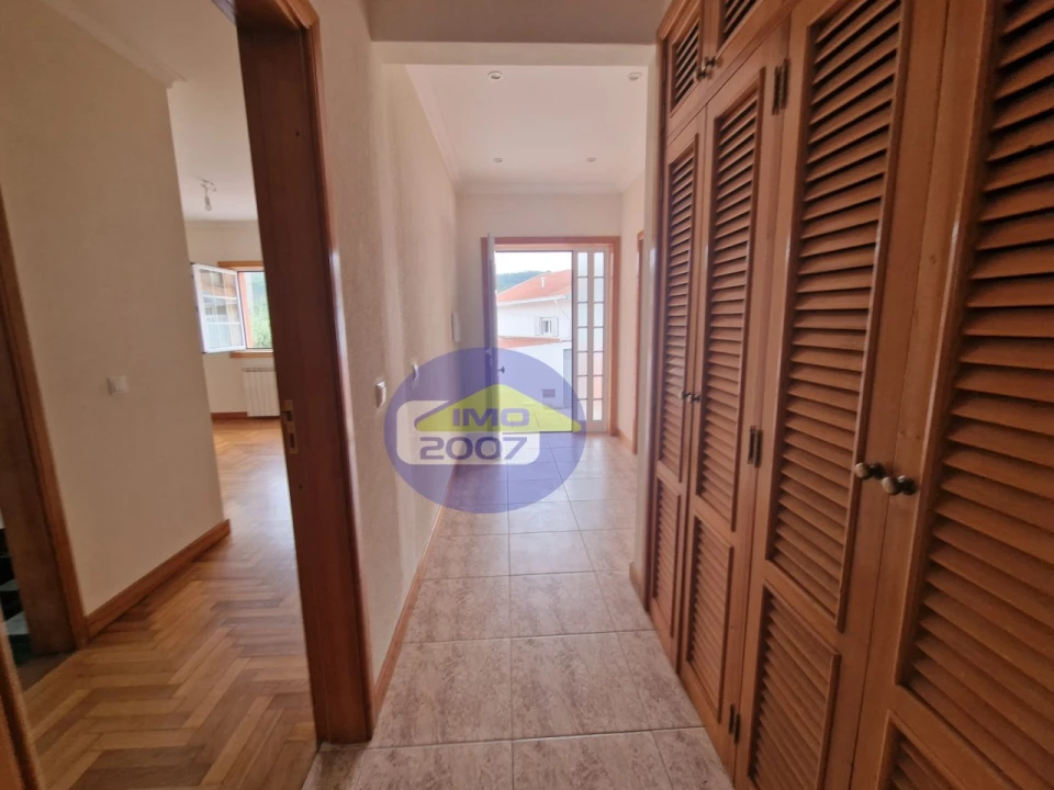 Moradia T3 para Venda em Canedo, Vale e Vila Maior Foto 8