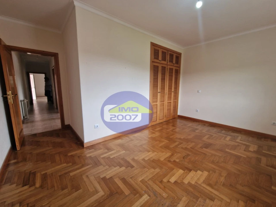 Moradia T3 para Venda em Canedo, Vale e Vila Maior Foto 16