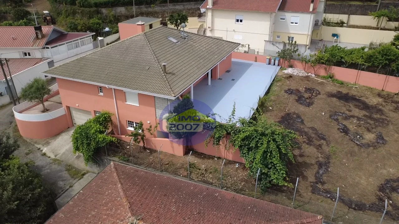 Moradia T3 para Venda em Canedo, Vale e Vila Maior Foto 37