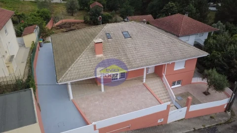 Moradia T3 para Venda em Canedo, Vale e Vila Maior
