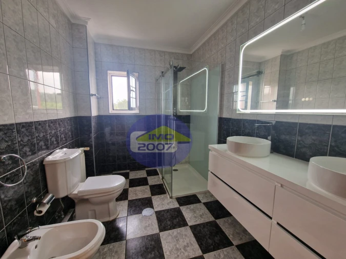 Moradia T3 para Venda em Canedo, Vale e Vila Maior Foto 12